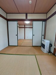 宮の森町３丁目戸建ての物件内観写真